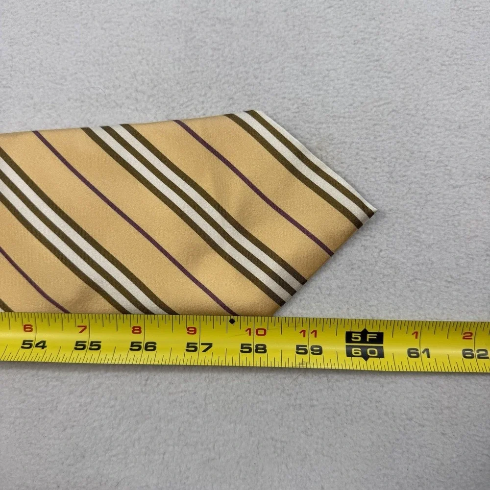 Burberry London Woven Silk Designer Luxury Necktie Nova Stripe Pattern Brown Tie
